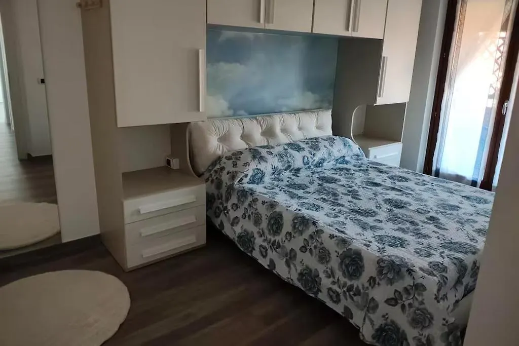 Casa Nuvola Lägenhet Sirmione Italien